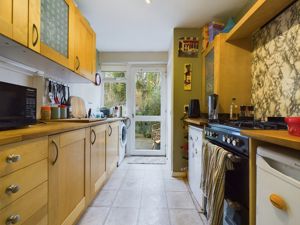 Kitchen- click for photo gallery
